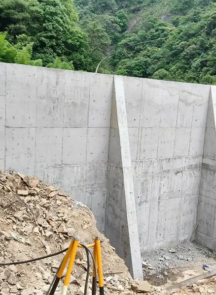 淮南大通区重力式挡土墙